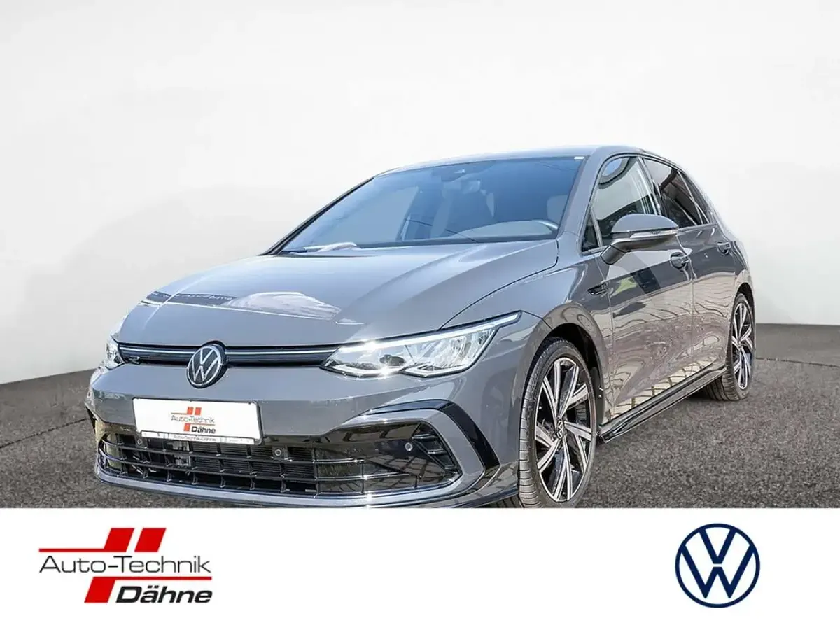 Gebraucht VW Golf VIII R-line 150 PS (110 kW) 2024 Limousine