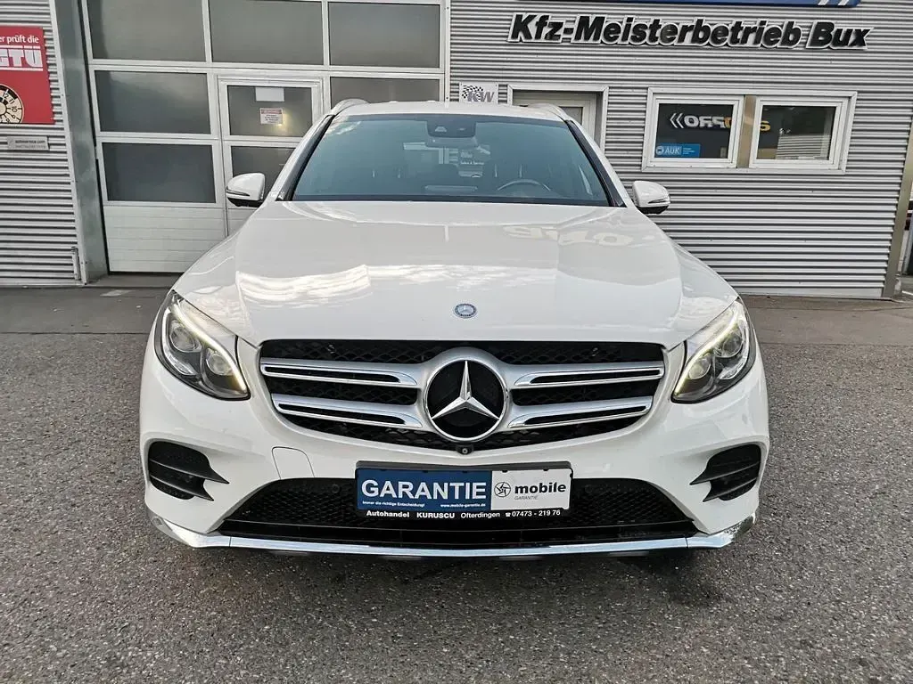 Gebraucht Mercedes GLC250 AMG line 204 PS (150 kW) 2017 Weiß SUV