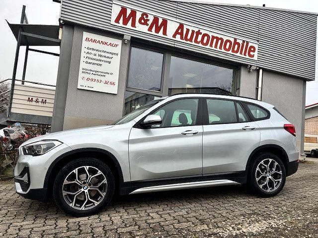 Silber Gebraucht 2019 BMW X1 xLine SUV | 15.990 € (Guter Preis) - Bild 1/4