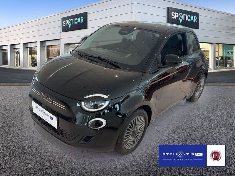 Onyx black Neu 2024 Fiat 500e Icon Limousine | 20.790 € - Bild 1/4