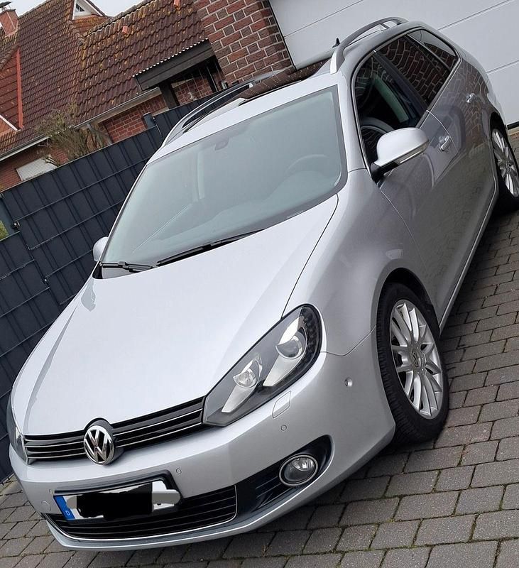 Gebraucht VW Golf VII Highline 140 PS (102 kW) 2013 Silber Kombi