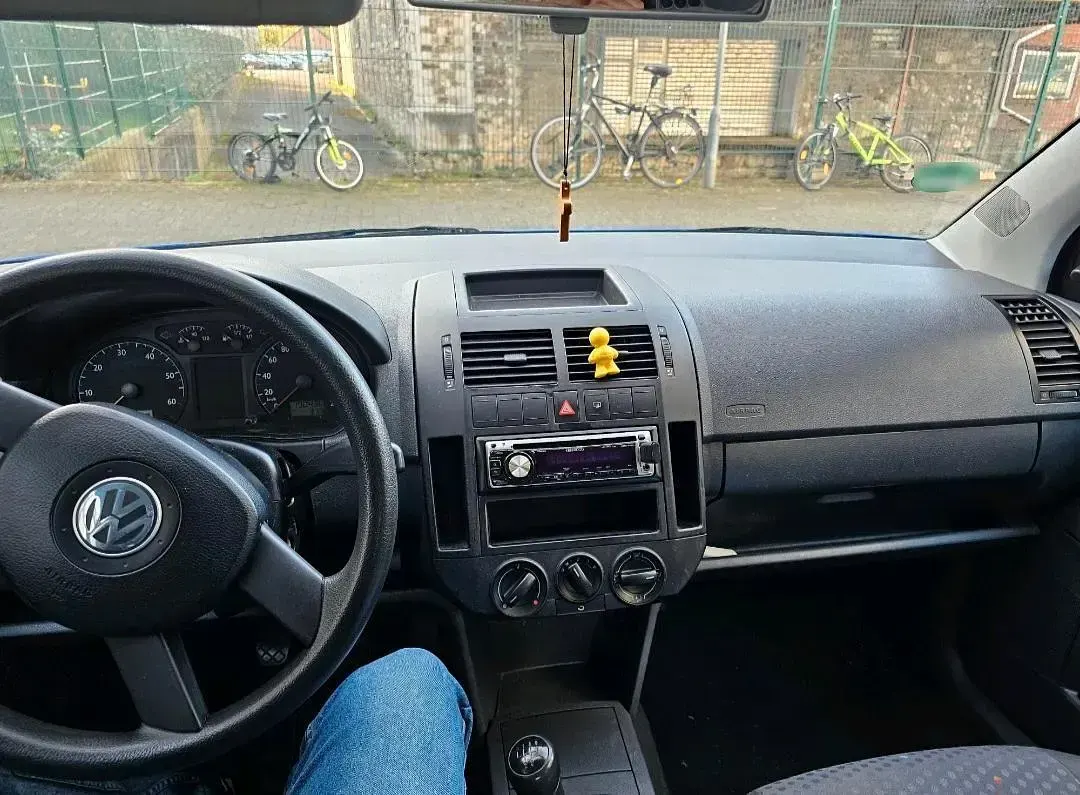 Second-hand VW Polo 64 CP (47 kW) 2003 Albastru Hatchback