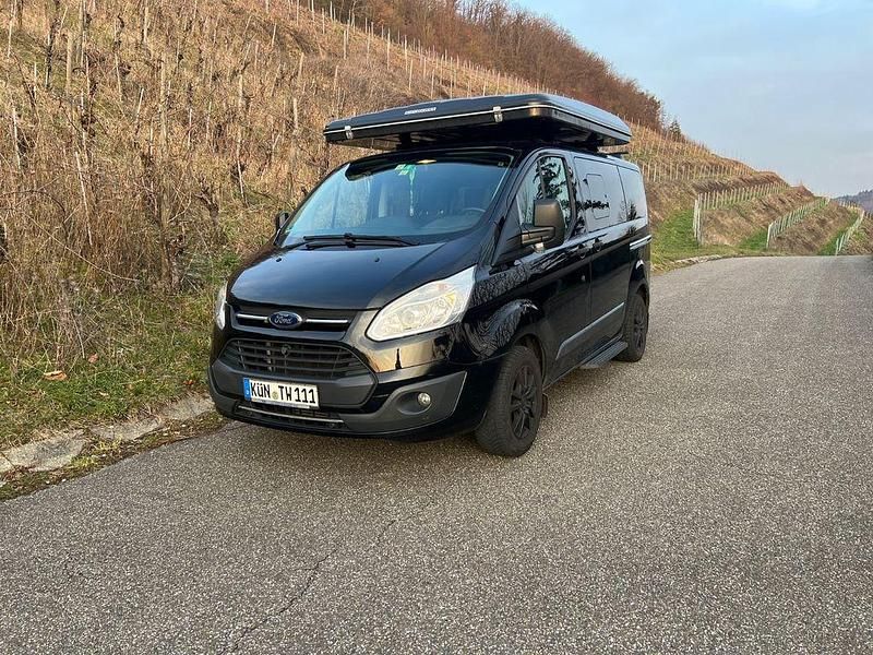 Schwarz Gebraucht 2017 Ford Tourneo Van / Kleinbus | 21.000 € (Fairer Preis) - Bild 1/4