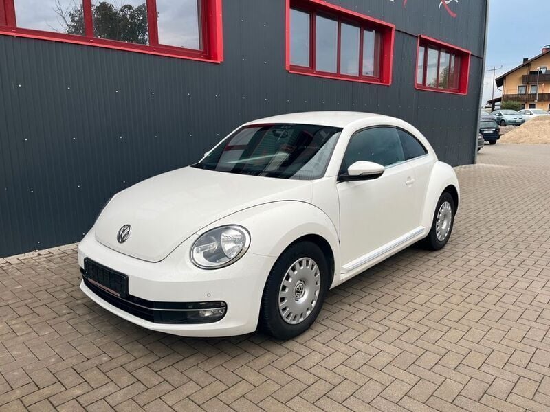 Gebraucht VW Beetle Design 105 PS (77 kW) 2012 Candyweiß Kleinwagen