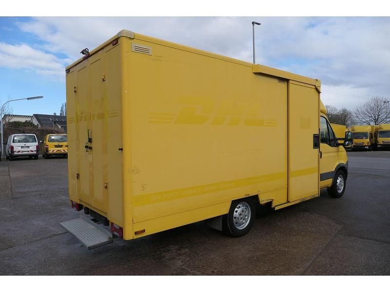 Gebraucht Iveco Daily 106 PS (77 kW) 2012 Gelb Van
