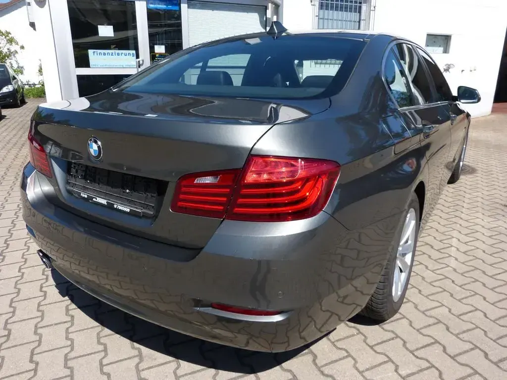 Używany BMW 530 258 KM (189 kW) 2015 Szary Sedan/Limuzyna