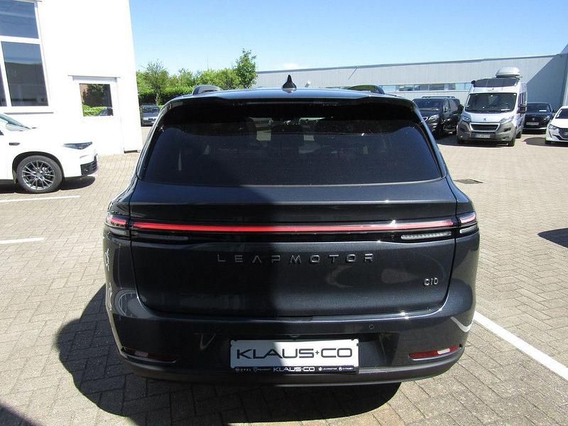 Gebraucht Leapmotor C10 158 kW (215 PS) 2025 Grau SUV