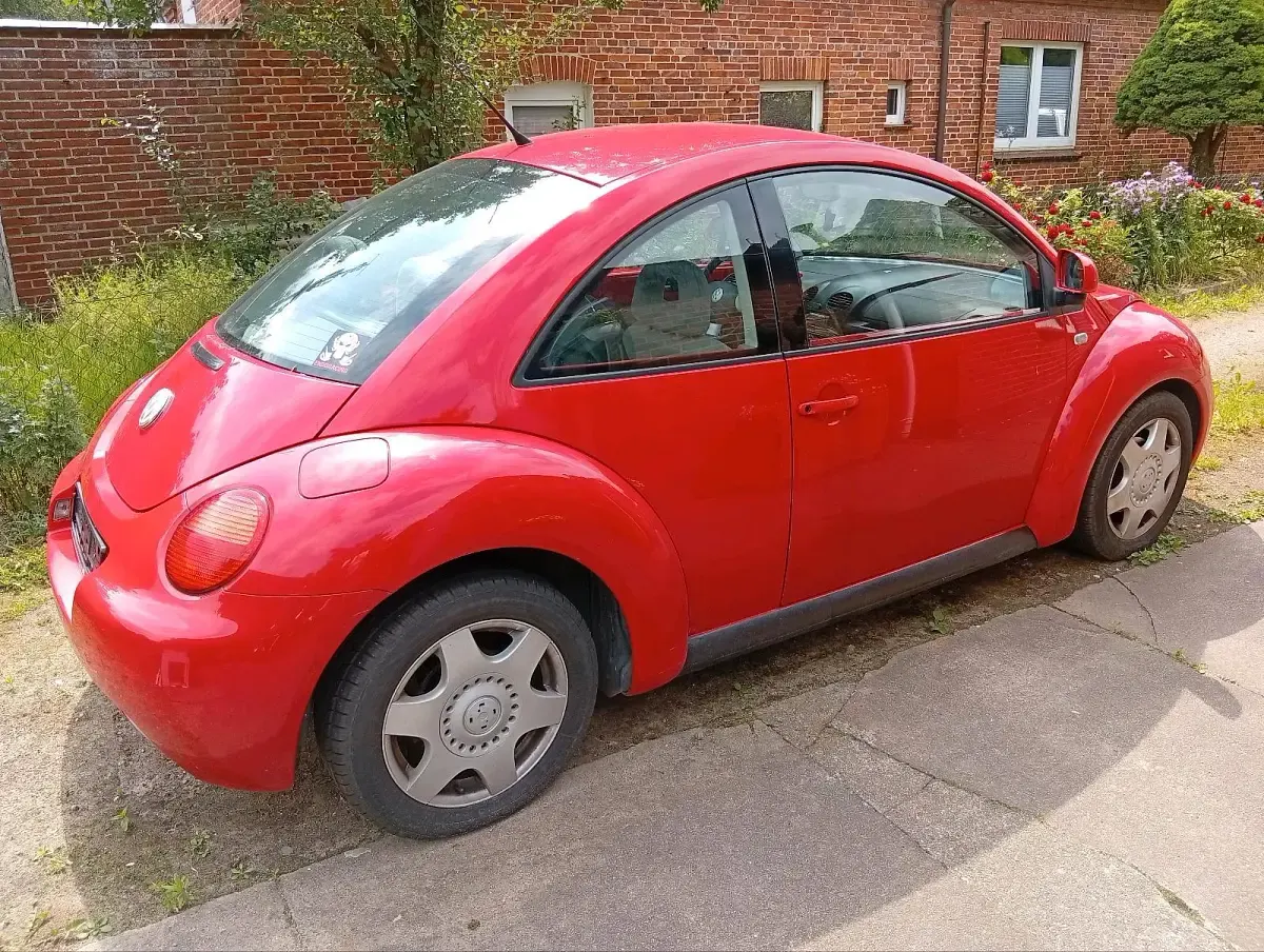 Gebraucht VW Beetle 115 PS (84 kW) 1999 Rot Kleinwagen