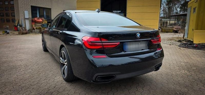 Gebraucht BMW 730 M Sport 265 PS (194 kW) 2018 Schwarz Limousine