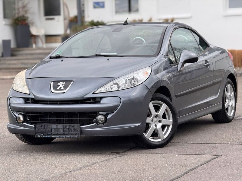 Grau Gebraucht 2007 Peugeot 207 CC Filou Cabrio | 1.500 € (Fairer Preis) - Bild 1/4