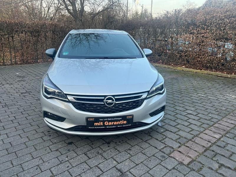 Gebraucht Opel Astra Dynamic 150 PS (110 kW) 2017 Silber Limousine