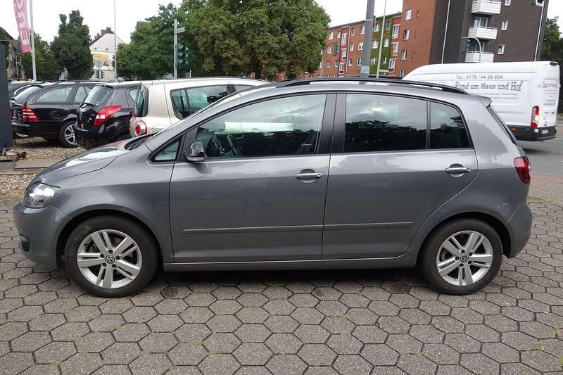 Grau Gebraucht 2012 VW Golf Plus Match Van / Kleinbus | 9.999 € (Fairer Preis) - Bild 1/4