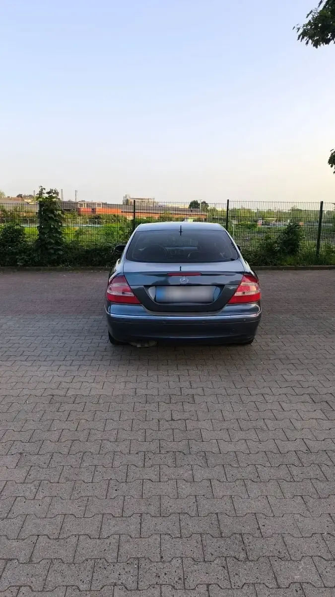 Gebraucht Mercedes CLK240 170 PS (125 kW) 2002 Blau Coupé