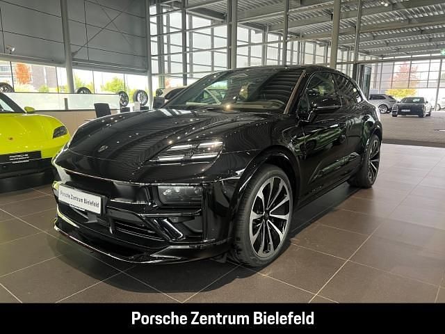 Tiefschwarzmetallic Gebraucht 2025 Porsche Macan Turbo SUV | 139.685 € (Teuer) - Bild 1/4