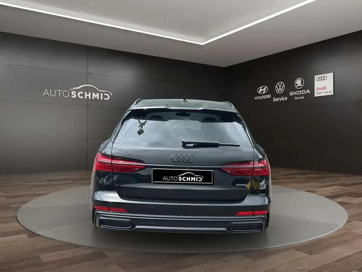 Gebraucht Audi A6 S-Line 367 PS (269 kW) 2023 Mythosschwarz metallic Kombi