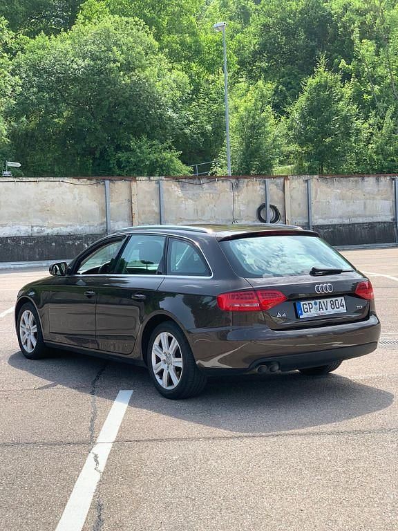 Gebraucht Audi A4 Ambition 120 PS (88 kW) 2010 Braun Kombi