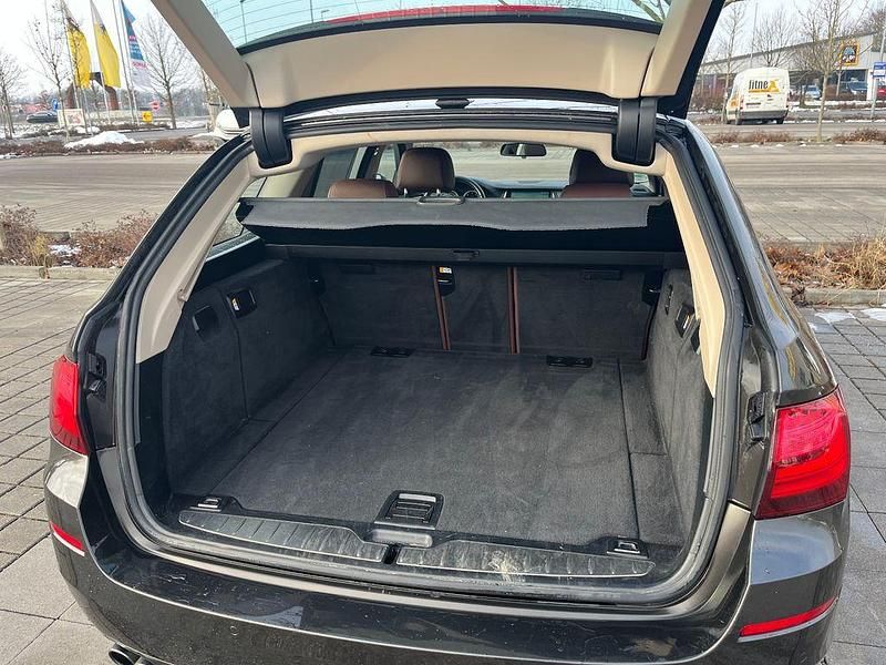 Gebraucht BMW 520 184 PS (135 kW) 2014 Braun Kombi