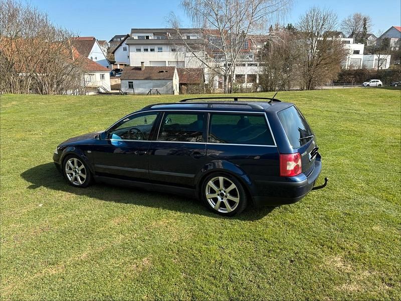 Gebraucht VW Passat 130 PS (95 kW) 2002 Blau Kombi