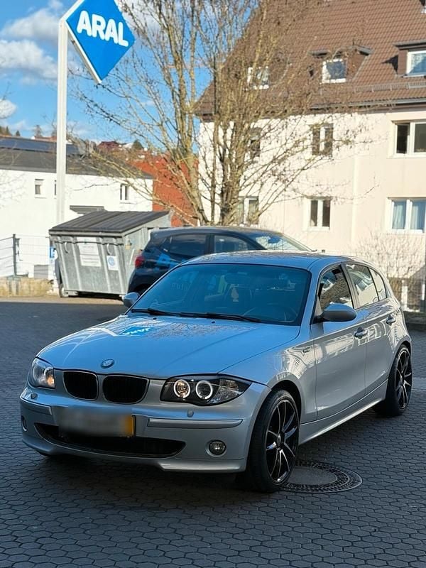 Gebraucht BMW 116 122 PS (89 kW) 2004 Silber Kleinwagen