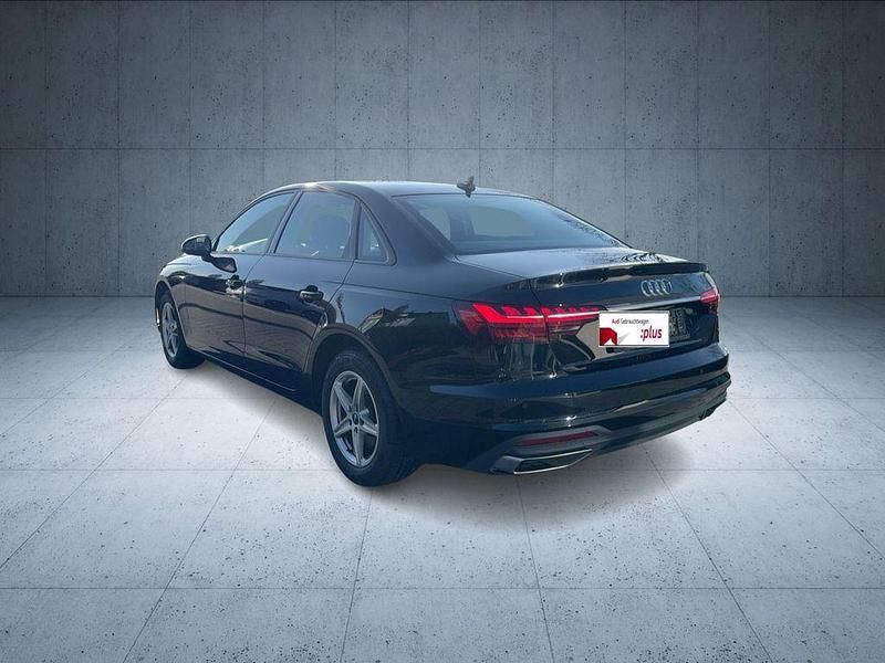 Gebraucht Audi A4 Business 150 PS (110 kW) 2022 Brillantschwarz Limousine