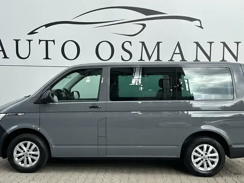 Gebraucht VW Caravelle Trendline 150 PS (110 kW) 2020 Grau Van