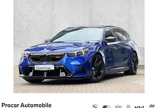 Używany BMW M5 Performance 727 KM (534 kW) 2025 Niebieski Kombi