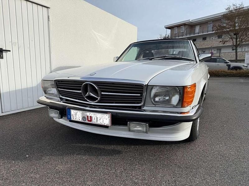 Weiß Gebraucht 1989 Mercedes SL500 Cabrio | 27.777 € - Bild 1/4