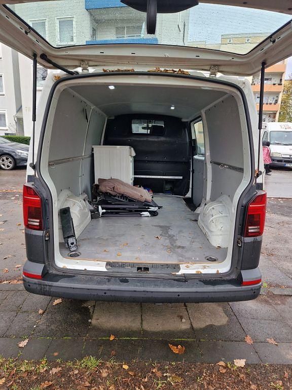 Second-hand VW Transporter 201 CP (147 kW) 2020 Alb Van