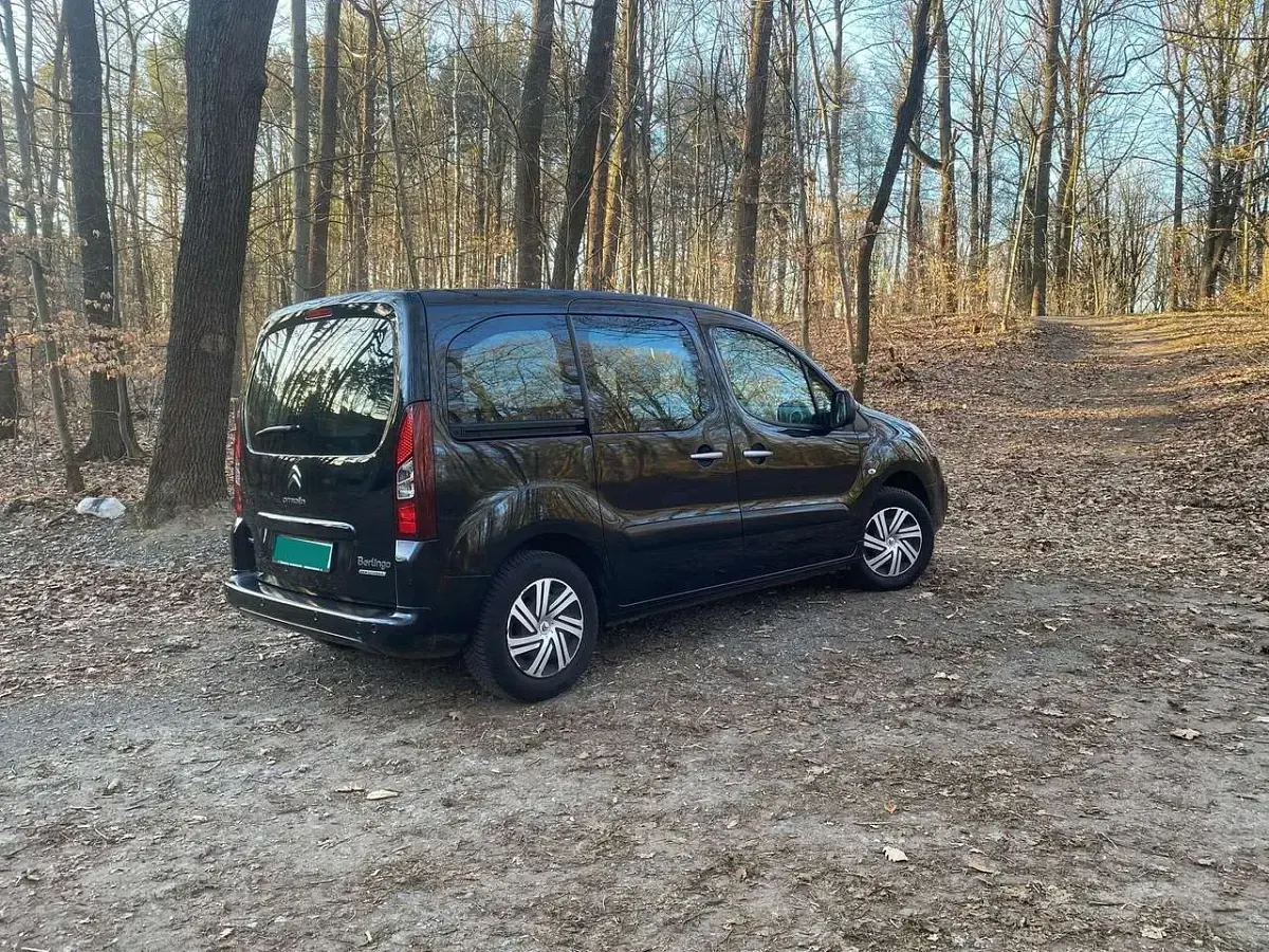 Gebraucht Citroën Berlingo 99 PS (72 kW) 2015 Schwarz Van / Kleinbus