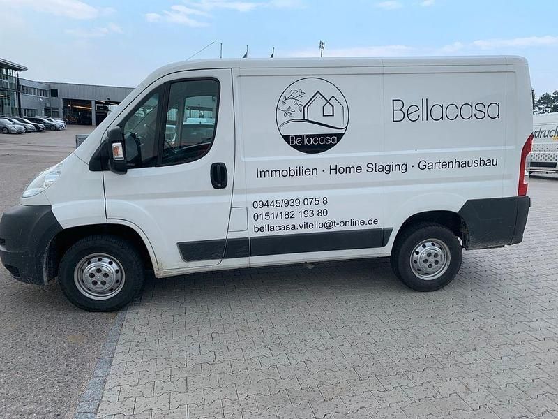 Weiß Gebraucht 2013 Citroën Jumper Van / Kleinbus | 2.900 € (Guter Preis) - Bild 1/4