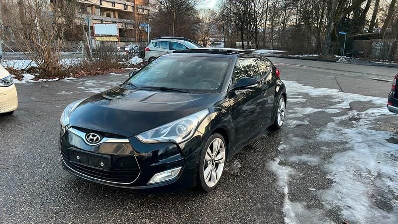 Gebraucht Hyundai Veloster 140 PS (102 kW) 2011 Schwarz Kleinwagen