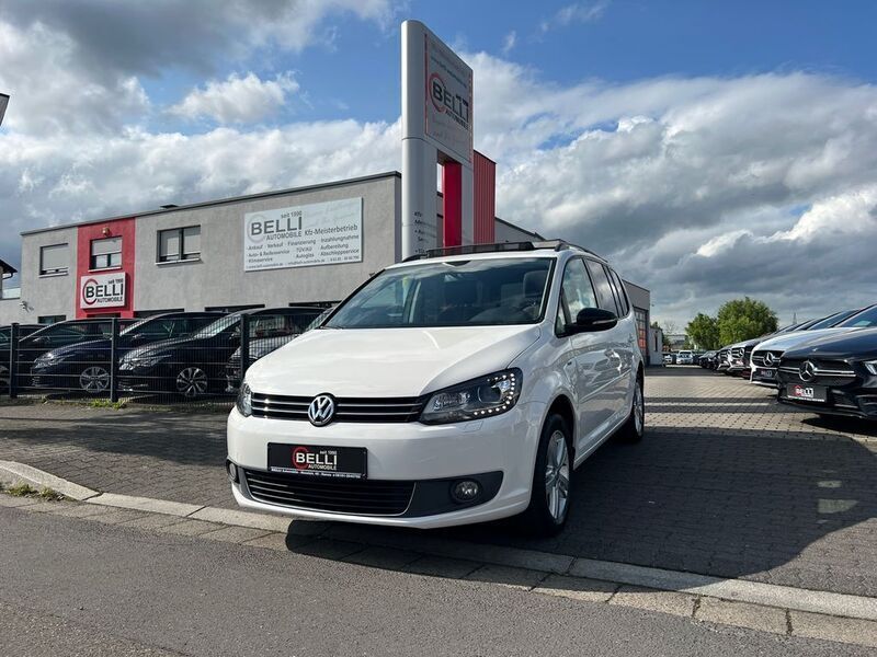 Weiß Gebraucht 2012 VW Touran Match Van / Kleinbus | 8.950 € (Fairer Preis) - Bild 1/4