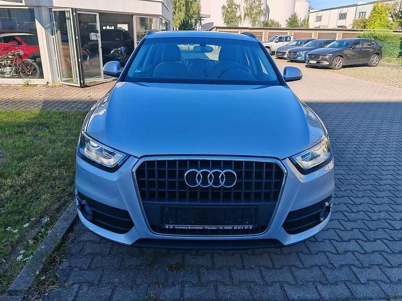 Gebraucht Audi Q3 150 PS (110 kW) 2014 Eissilber metallic SUV