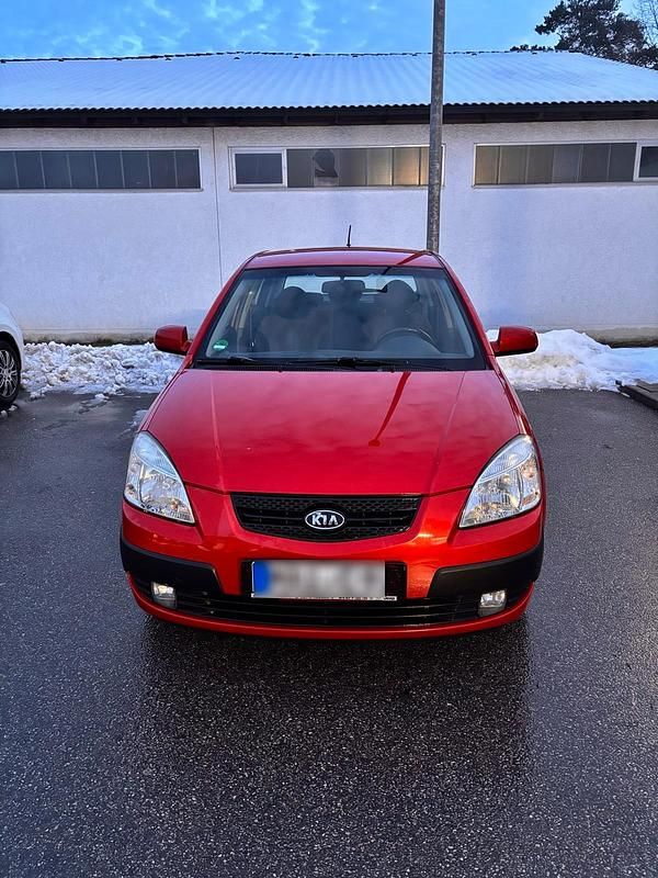 Gebraucht Kia Rio 97 PS (71 kW) 2006 Rot Kleinwagen
