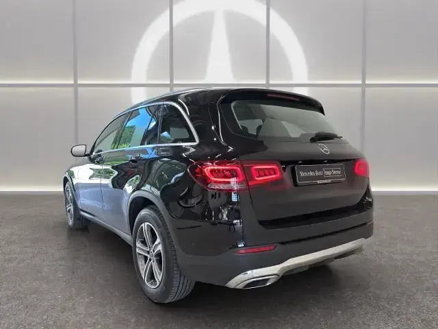Gebraucht Mercedes GLC300 258 PS (189 kW) 2020 Schwarz SUV