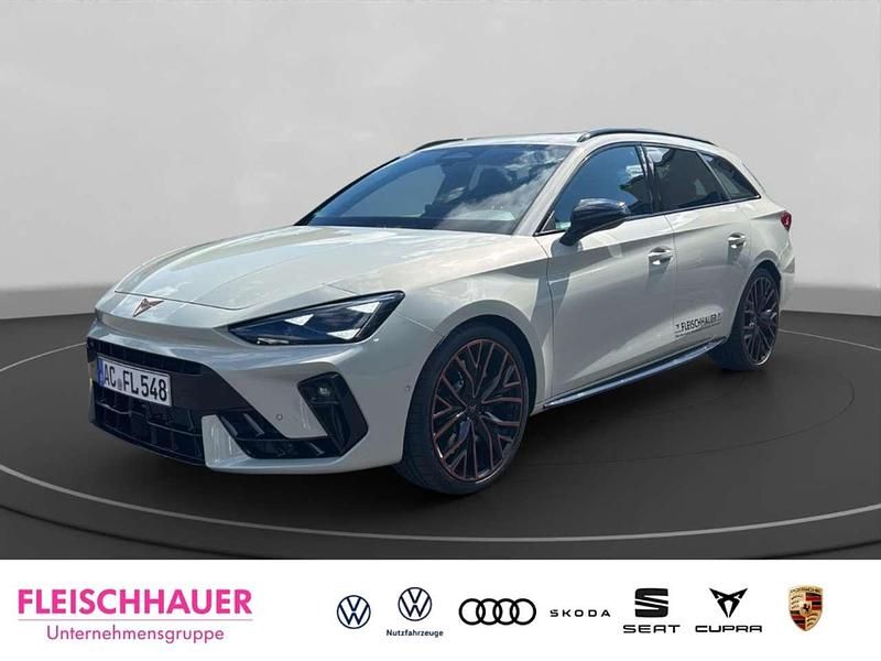 Grau Gebraucht 2025 Cupra Leon VZ Kombi | 48.490 € (Teuer) - Bild 1/4