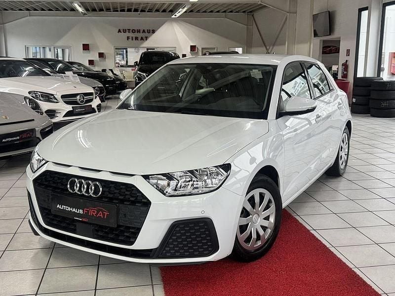 Weiß Gebraucht 2020 Audi A1 Sportback Kleinwagen | 14.949 € (Guter Preis) - Bild 1/4
