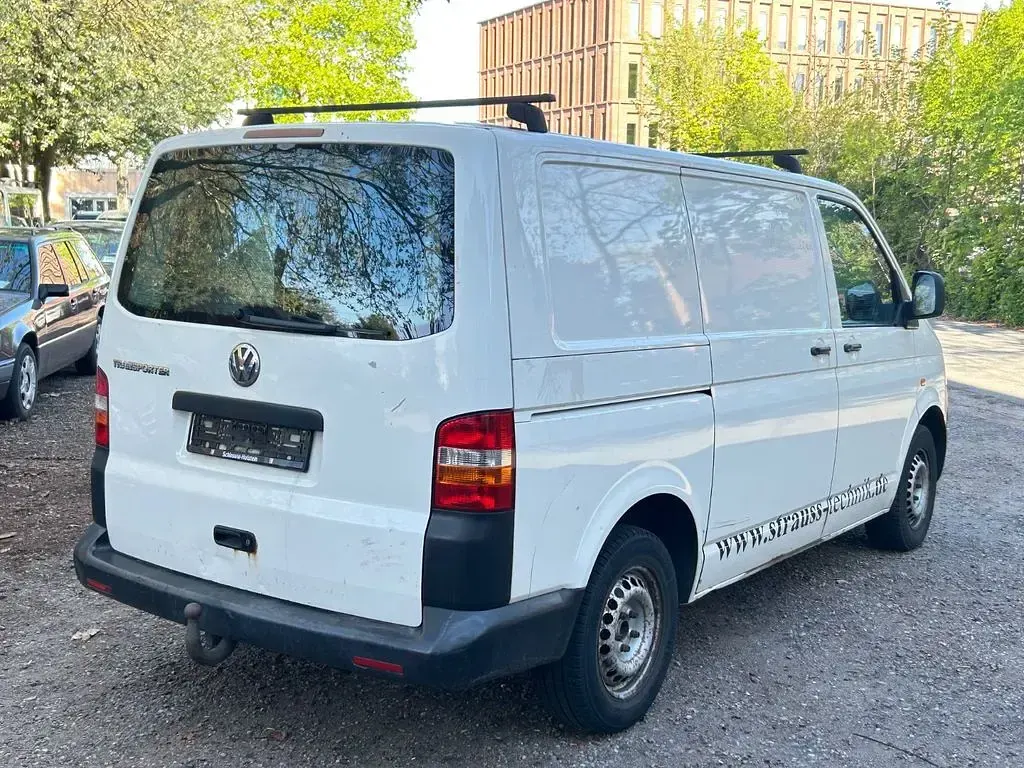 Second-hand VW Transporter 86 CP (63 kW) 2006 Alb Van