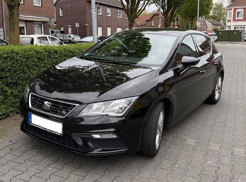Second-hand Seat Leon FR 150 CP (110 kW) 2019 Negru Berlinǎ