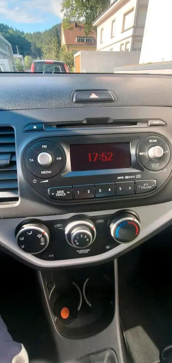 Occasion Kia Picanto 69 ch (50 kW) 2012 Bleue Citadine