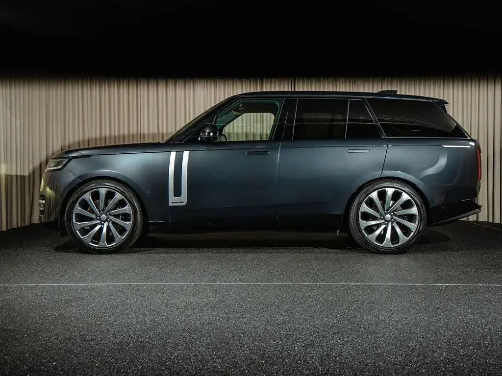 Gebraucht Land Rover Range Rover Autobiography 530 PS (389 kW) 2022 Grau SUV