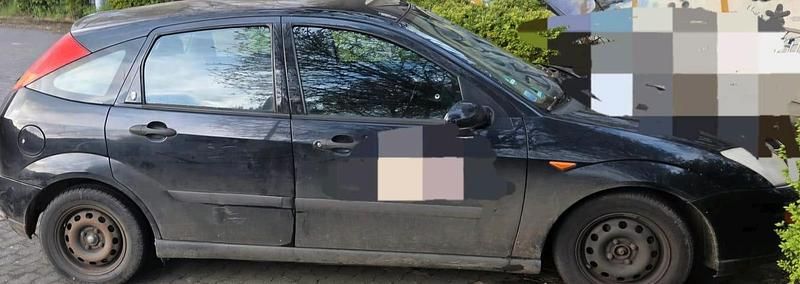 Gebraucht Ford Focus 110 PS (80 kW) 1999 Andere farben Kleinwagen