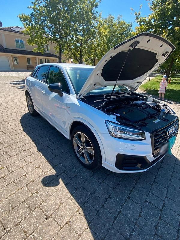 Gebraucht Audi Q2 S-Line 150 PS (110 kW) 2020 Weiß SUV