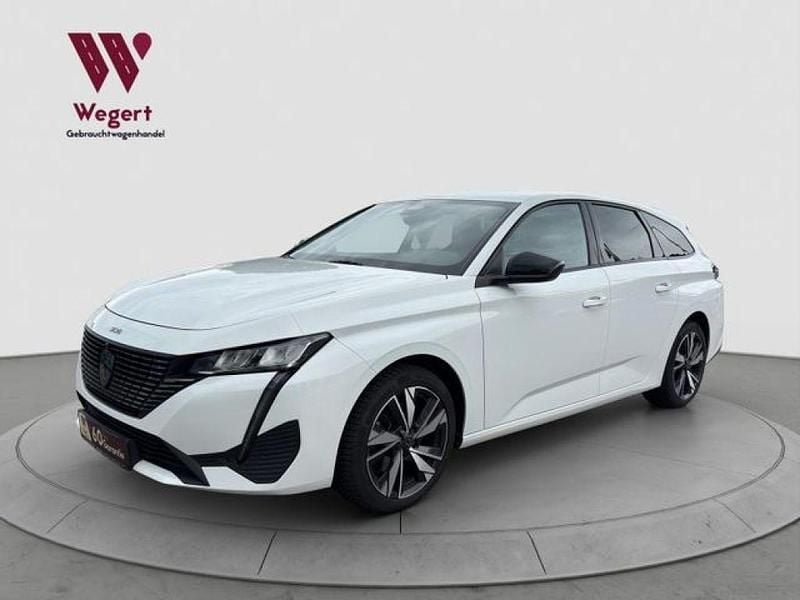 Weiß Gebraucht 2022 Peugeot 308 Allure Kombi | 16.950 € (Guter Preis) - Bild 1/4