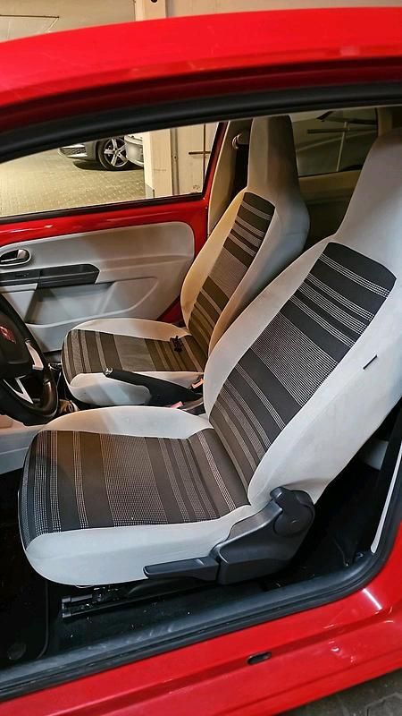 Gebraucht Seat Mii 60 PS (44 kW) 2013 Rot Kleinwagen