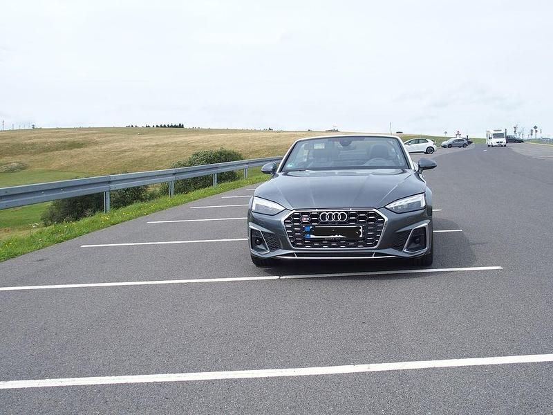 Gebraucht Audi S5 Cabriolet Ambiente 354 PS (260 kW) 2022 Grau Cabrio