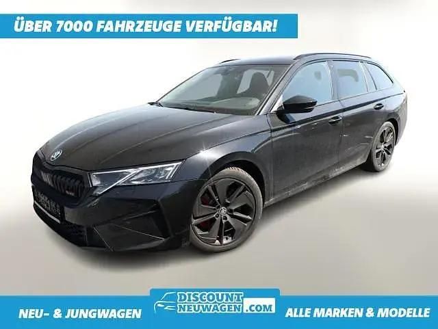Black magic perleffekt Gebraucht 2024 Skoda Octavia RS Kombi | 35.774 € (Superpreis) - Bild 1/4
