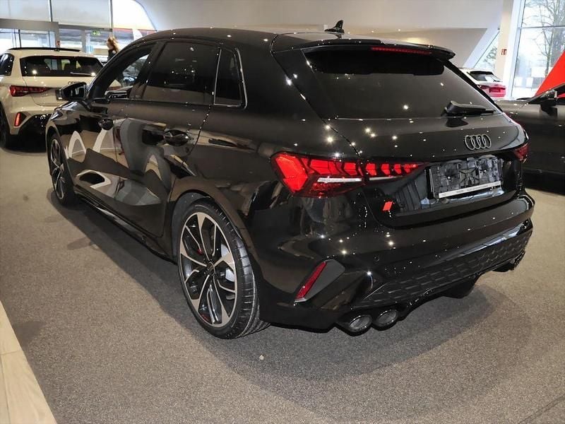 Neu Audi S3 Sport 333 PS (244 kW) 2026 Schwarz Limousine