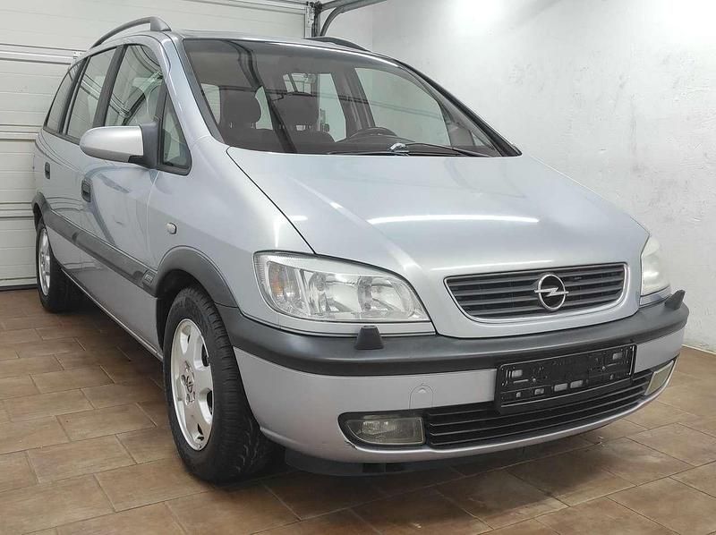 Gebraucht Opel Zafira 97 PS (71 kW) 2001 Silber Van / Kleinbus