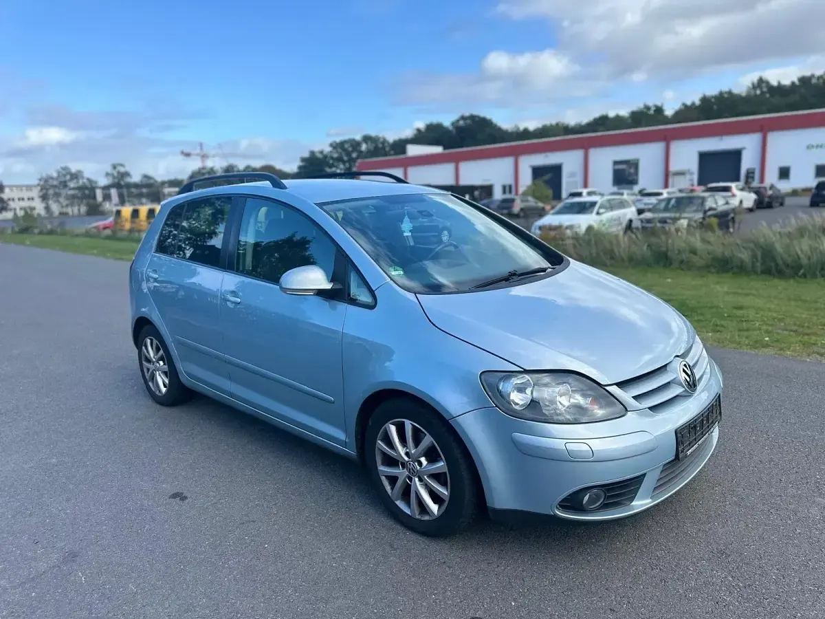 Gebraucht VW Golf VI 140 PS (102 kW) 2011 Blau Kleinwagen